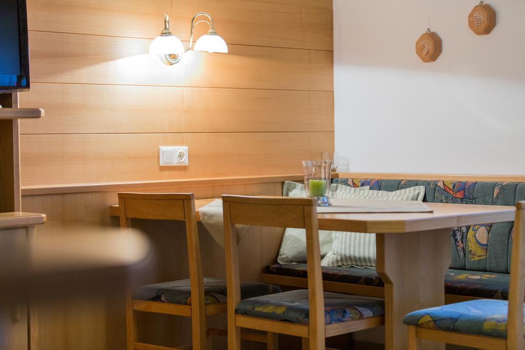Pension Nigella Neustift im Stubaital Exterior photo