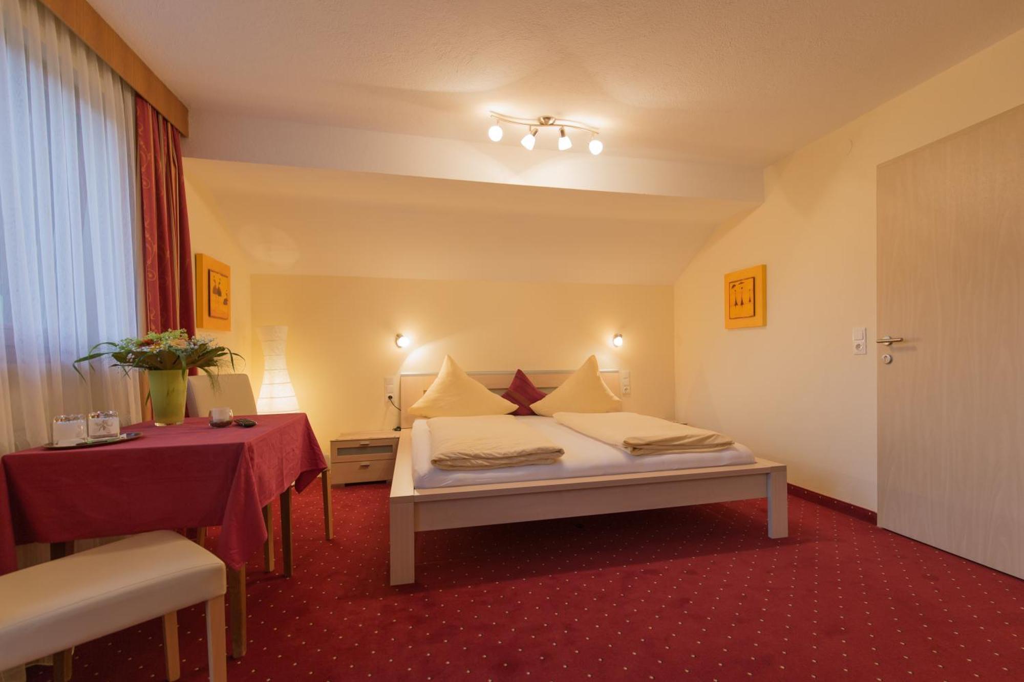 Pension Nigella Neustift im Stubaital Exterior photo