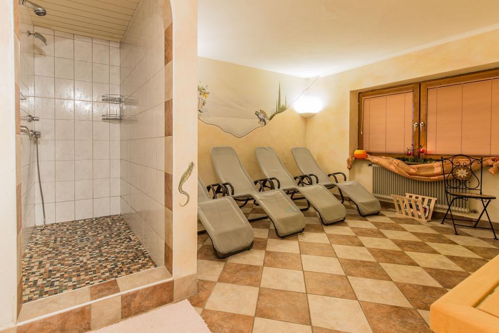 Pension Nigella Neustift im Stubaital Exterior photo